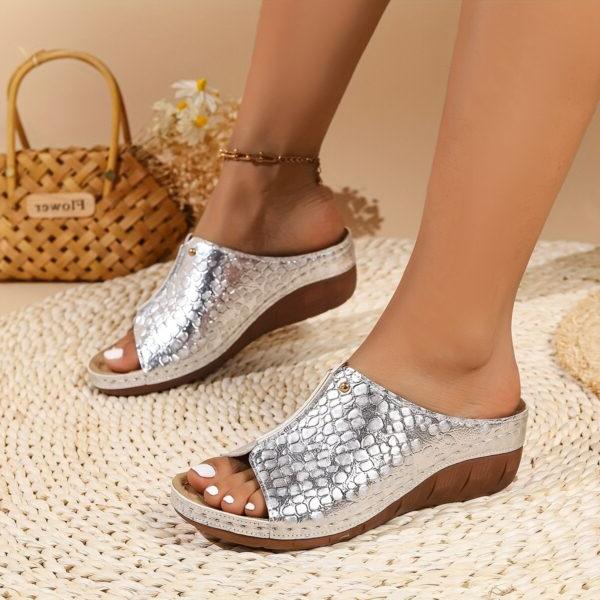 Bequeme und modische orthopädische Wintersandalen