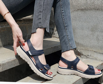 Strapazierfähige orthopädische Wintersandalen