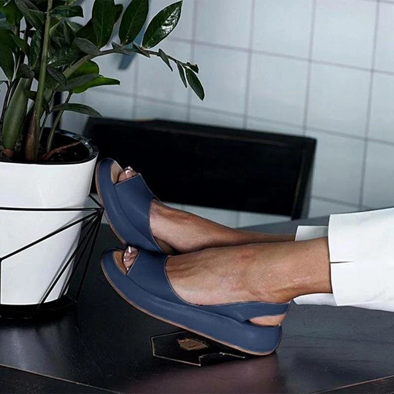 Bequeme und modische orthopädische Wintersandalen
