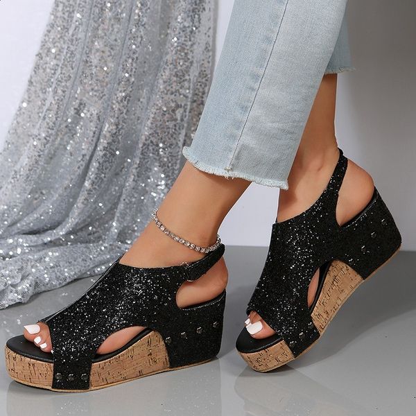 Strapazierfähige orthopädische Wintersandalen
