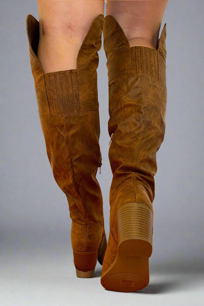 Stylische und stützende orthopädische Sommerstiefel