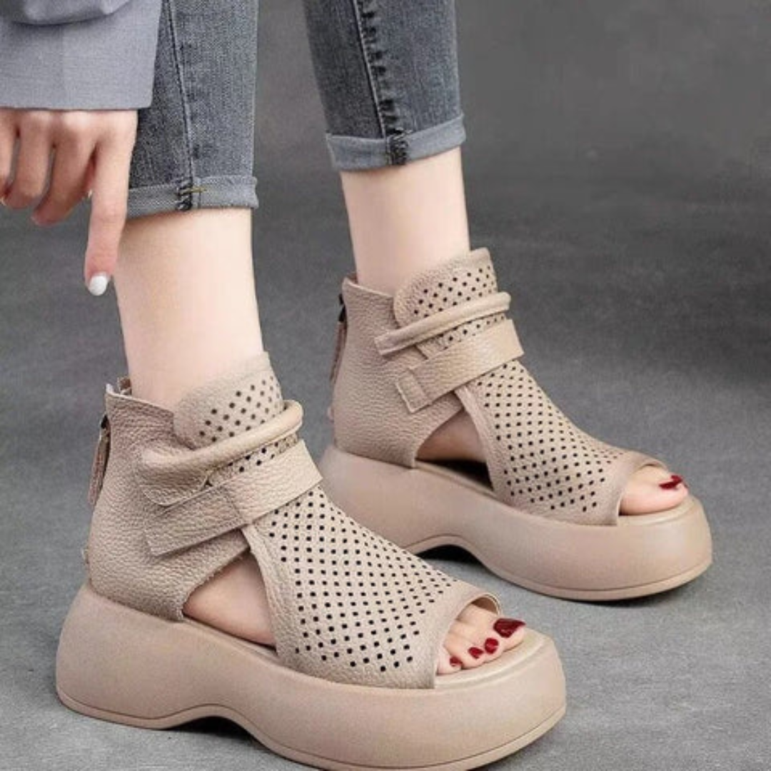 Zeitlose und stützende orthopädische Wintersandalen