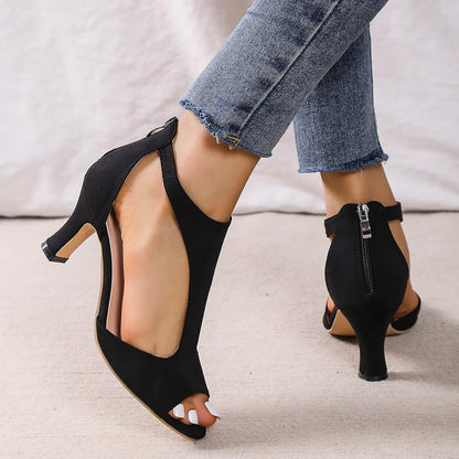 Modische und stützende orthopädische Wintersandalen