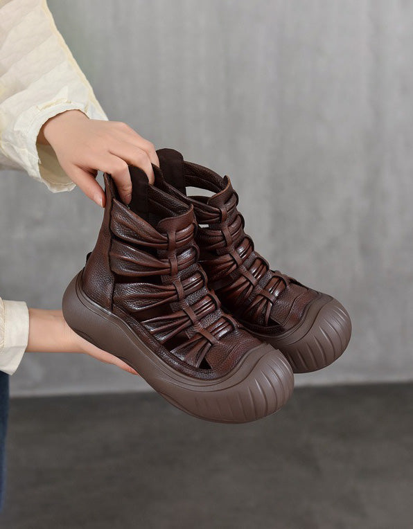 Modische und stützende orthopädische Wintersandalen