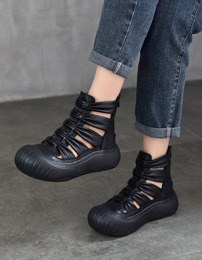 Modische und stützende orthopädische Wintersandalen