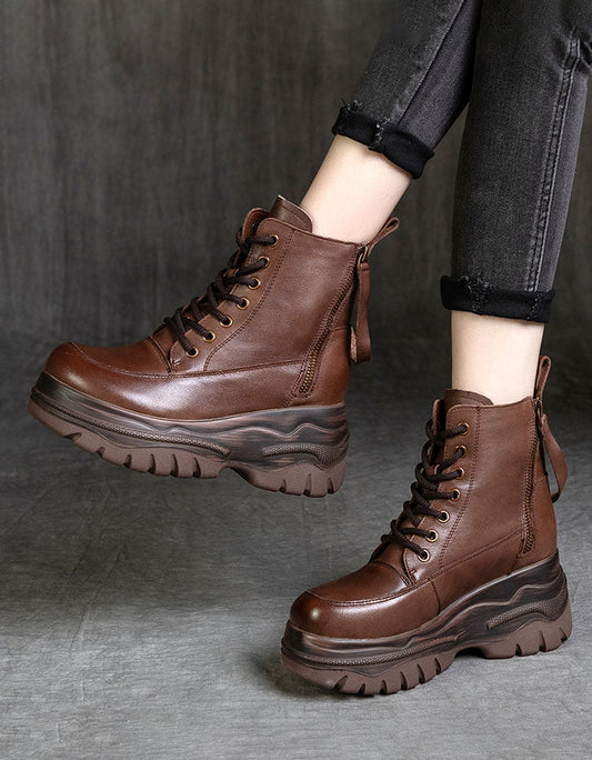 Elegante und detailreiche stützende Winterstiefel