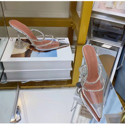 Schlanke und stützende orthopädische Sommerschuhe