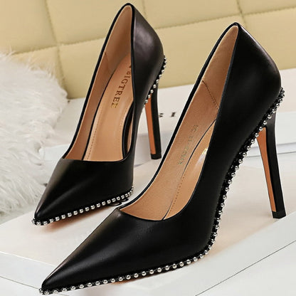 Maßgeschneiderte und bequeme orthopädische Sommer Heels