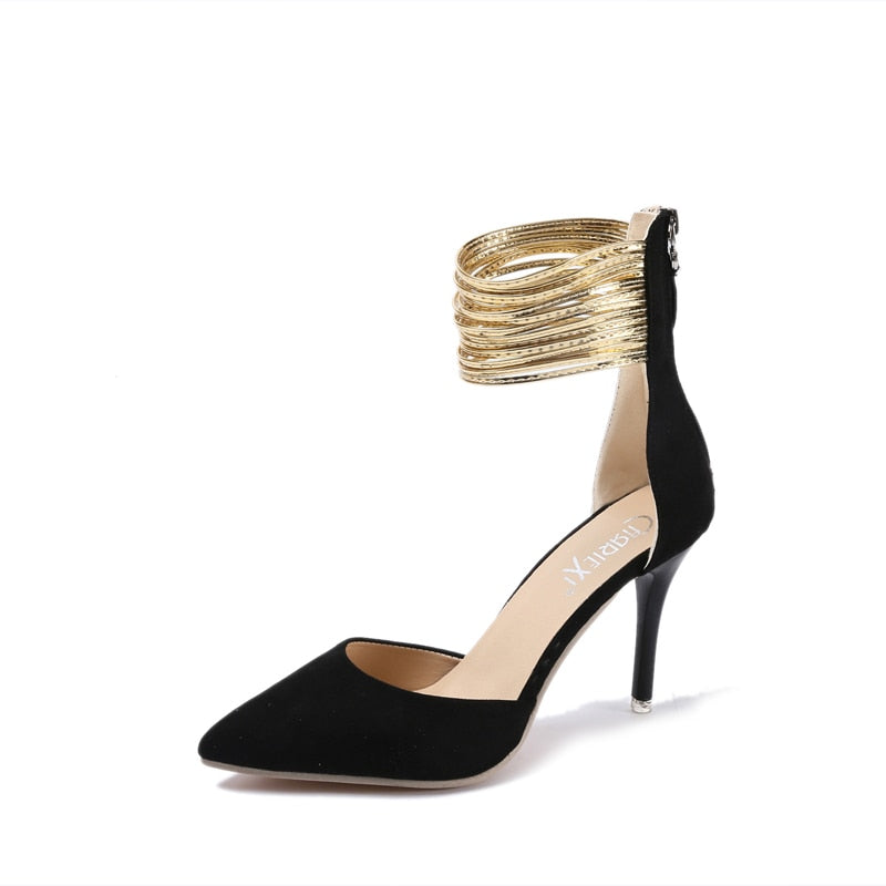 Entspannte und stützende orthopädische Sommerschuhe