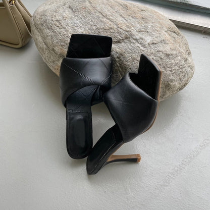 Stützende und modische orthopädische Sommer-Heels
