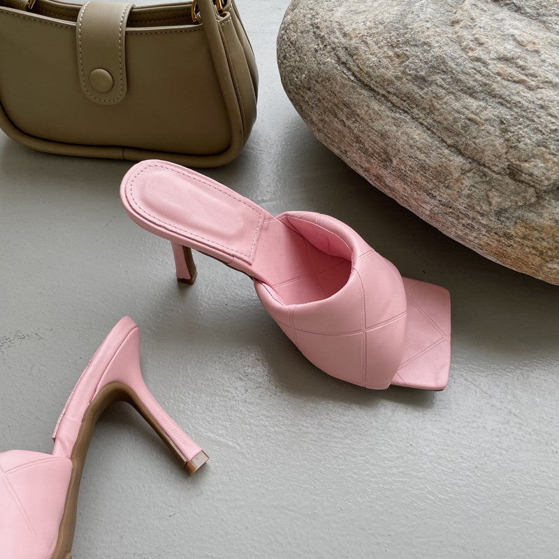Stützende und modische orthopädische Sommer-Heels