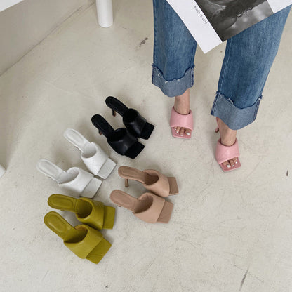 Stützende und modische orthopädische Sommer-Heels