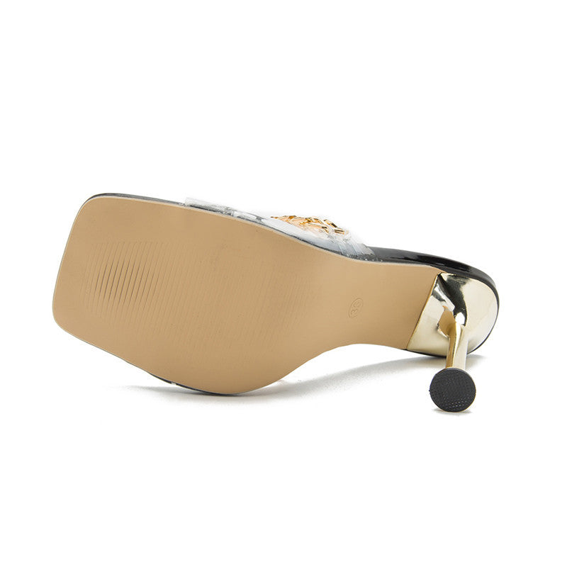 Unterstützende orthopädische Sommerschuhe