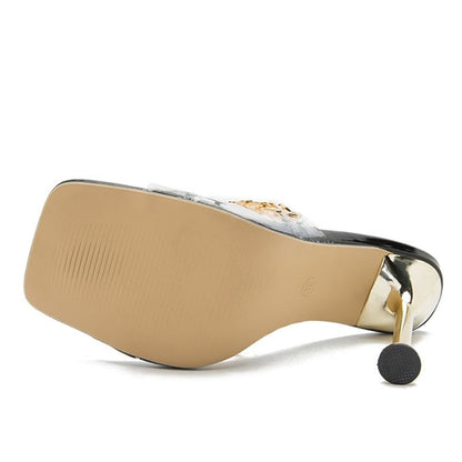 Unterstützende orthopädische Sommerschuhe