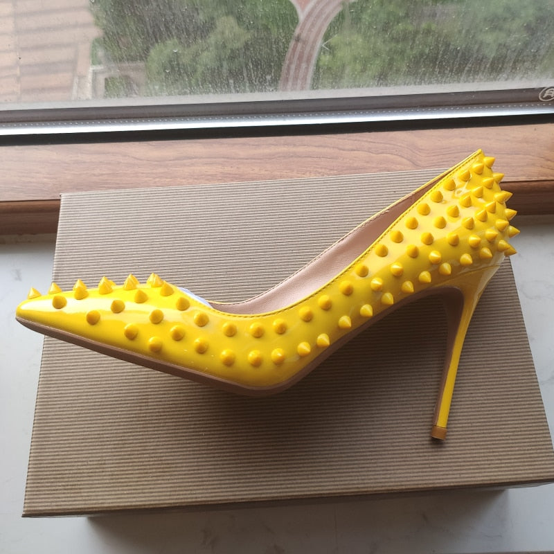 Stützende und modische orthopädische Sommer-Heels