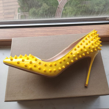 Stützende und modische orthopädische Sommer-Heels