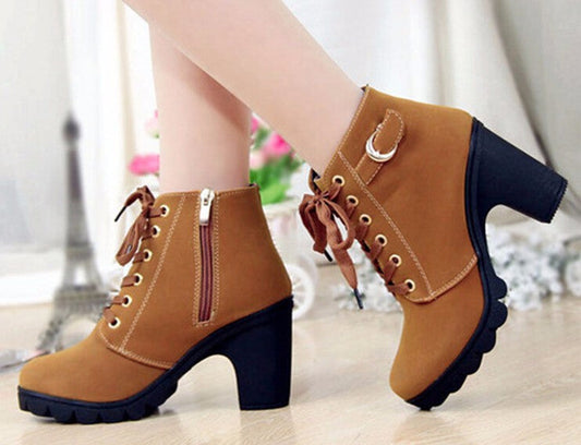 Unterstützende orthopädische Sommer-Heels