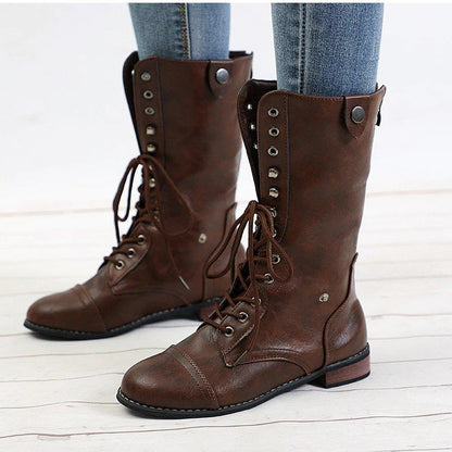 Stylische und stützende orthopädische Sommerstiefel