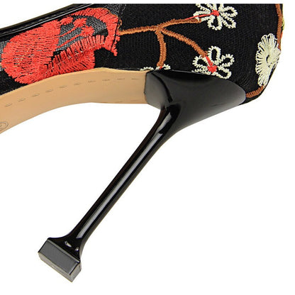 Unterstützende leichte orthopädische Sommerschuhe