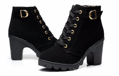 Unterstützende orthopädische Sommer-Heels