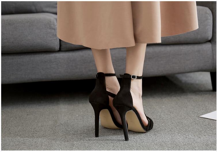 Stützende und trendige orthopädische Sommer Heels