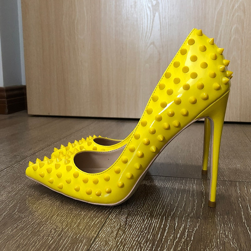 Stützende und modische orthopädische Sommer-Heels