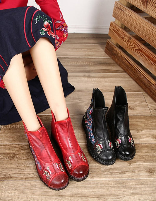 Stylische und stützende orthopädische Winterstiefel