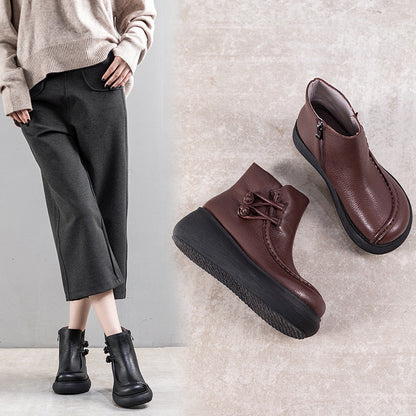Moderne und stützende orthopädische Winterstiefel