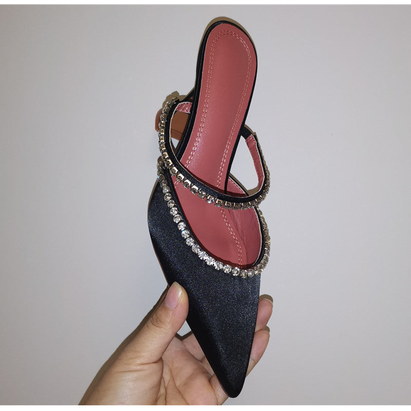 Schlanke und stützende orthopädische Sommerschuhe