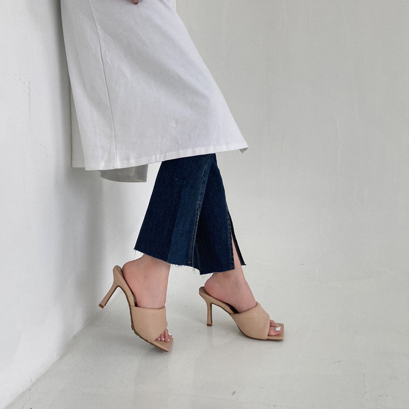 Stützende und modische orthopädische Sommer-Heels