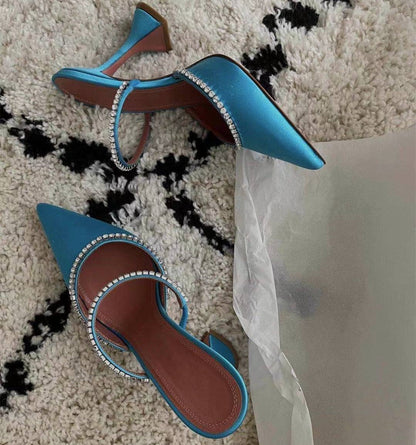 Schlanke und stützende orthopädische Sommerschuhe