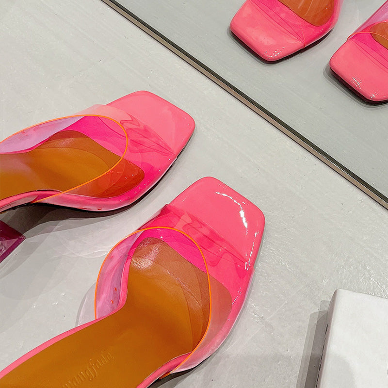 Bequeme und haltbare orthopädische Sommer-Heels