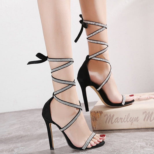 Vielseitige und stützende orthopädische Sommersandalen