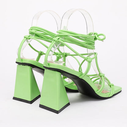 Maßgeschneiderte und bequeme orthopädische Sommer Heels