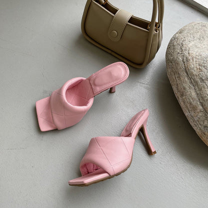 Stützende und modische orthopädische Sommer-Heels