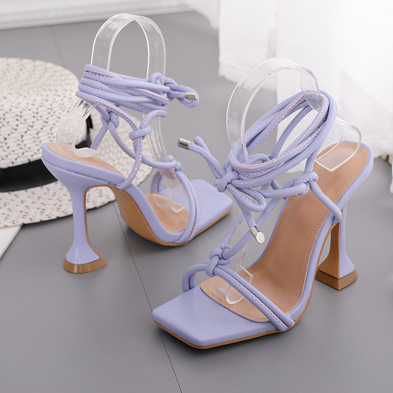 Maßgeschneiderte unterstützende orthopädische Sommer Heels