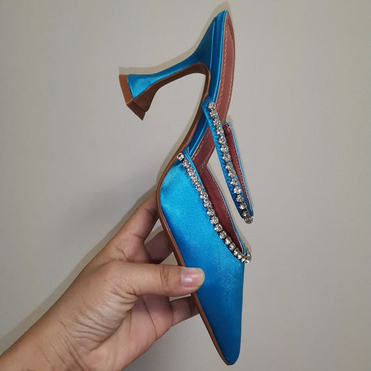 Schlanke und stützende orthopädische Sommerschuhe