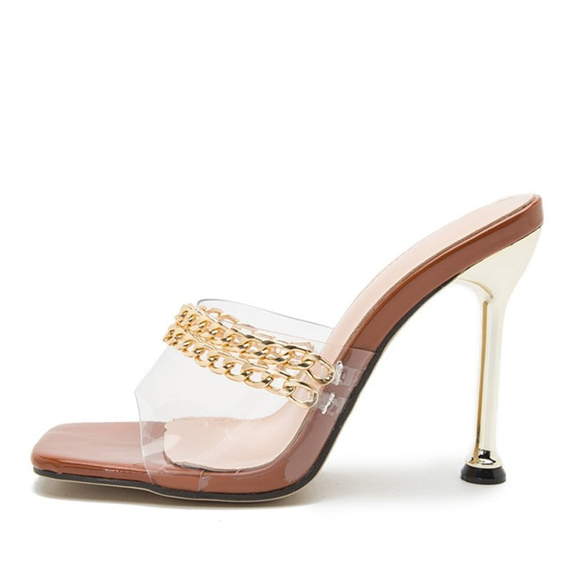 Unterstützende orthopädische Sommerschuhe