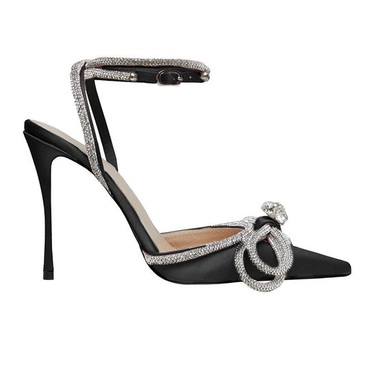 Schlanke und stützende orthopädische Sommersandalen