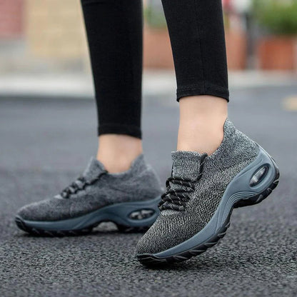 Bequeme und modische orthopädische Winterschuhe