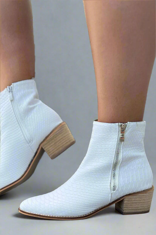 Unterstützende leichte orthopädische Sommerschuhe
