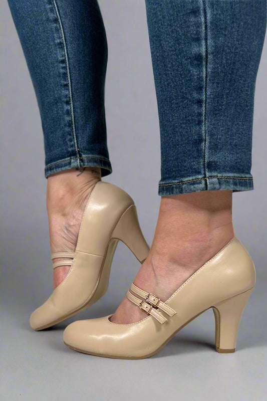 Bequeme und modische orthopädische Sommer Heels