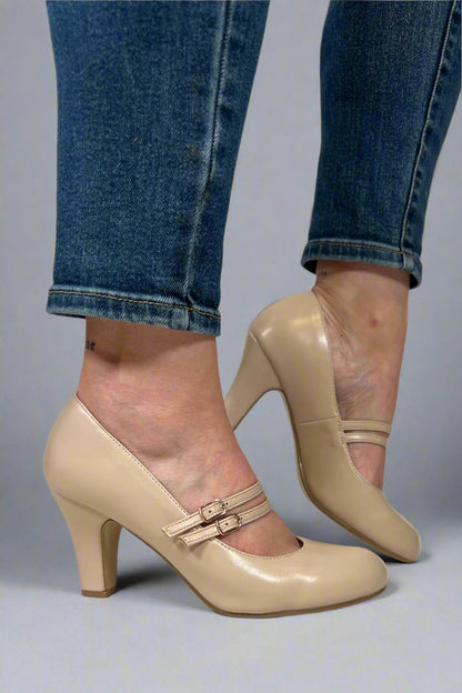 Bequeme und modische orthopädische Sommer Heels