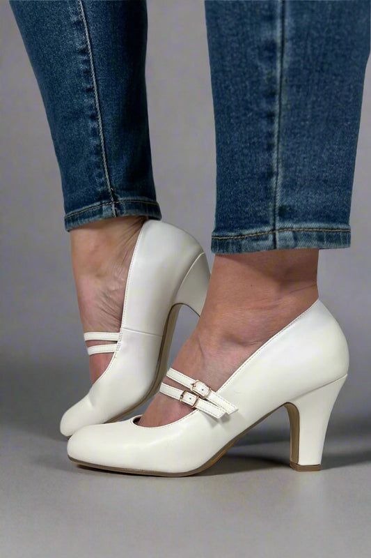 Stylische und stützende orthopädische Sommer Heels
