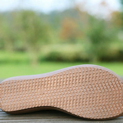Stützende und vielseitige orthopädische Winterschuhe