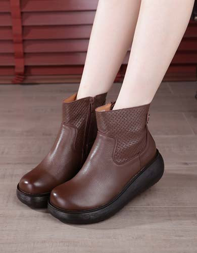 Stützende und vielseitige orthopädische Winterstiefel