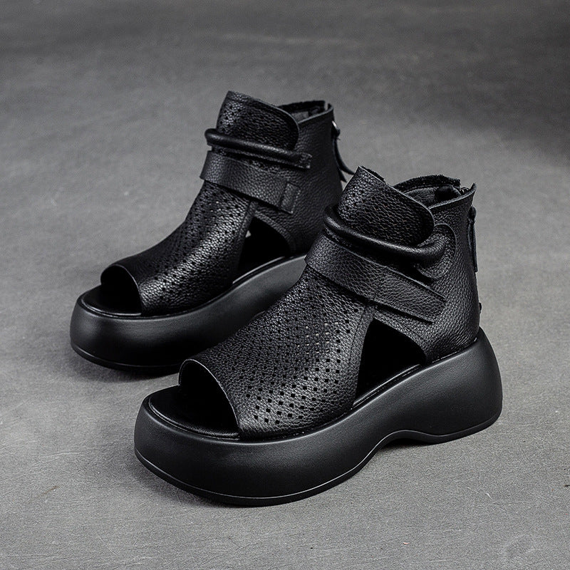 Zeitlose und stützende orthopädische Wintersandalen