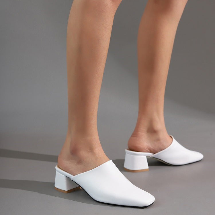 Modische und stützende orthopädische Sommersandalen