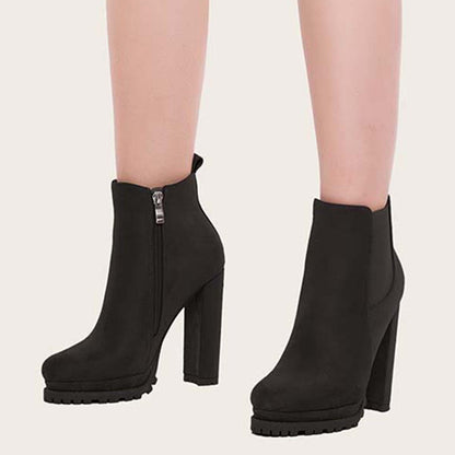 Bequeme und vielseitige orthopädische Sommerstiefel