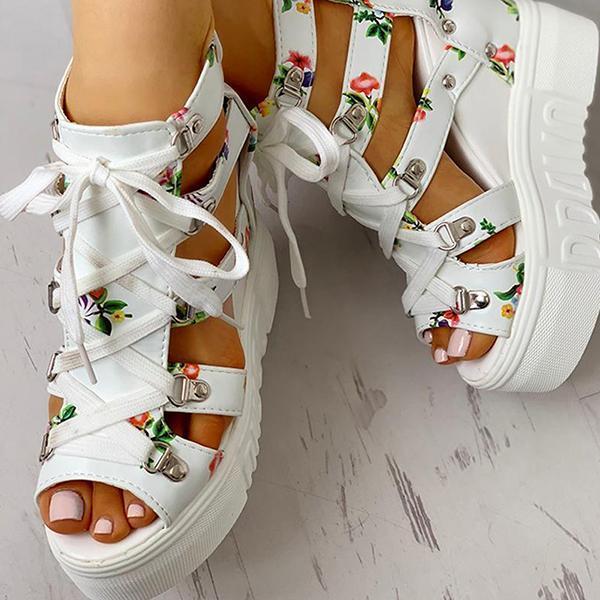Lässige orthopädische maßgeschneiderte Sommersandalen